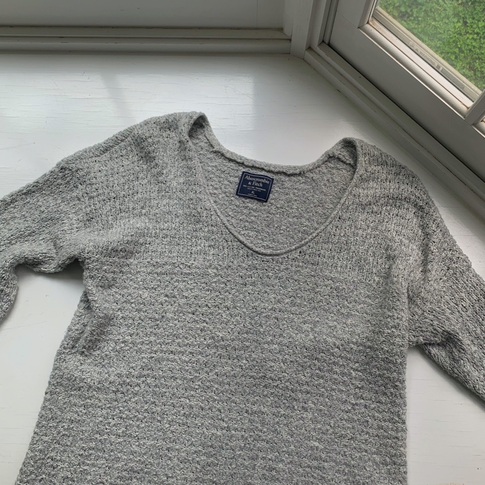 Abercrombie round-neck grey sweater